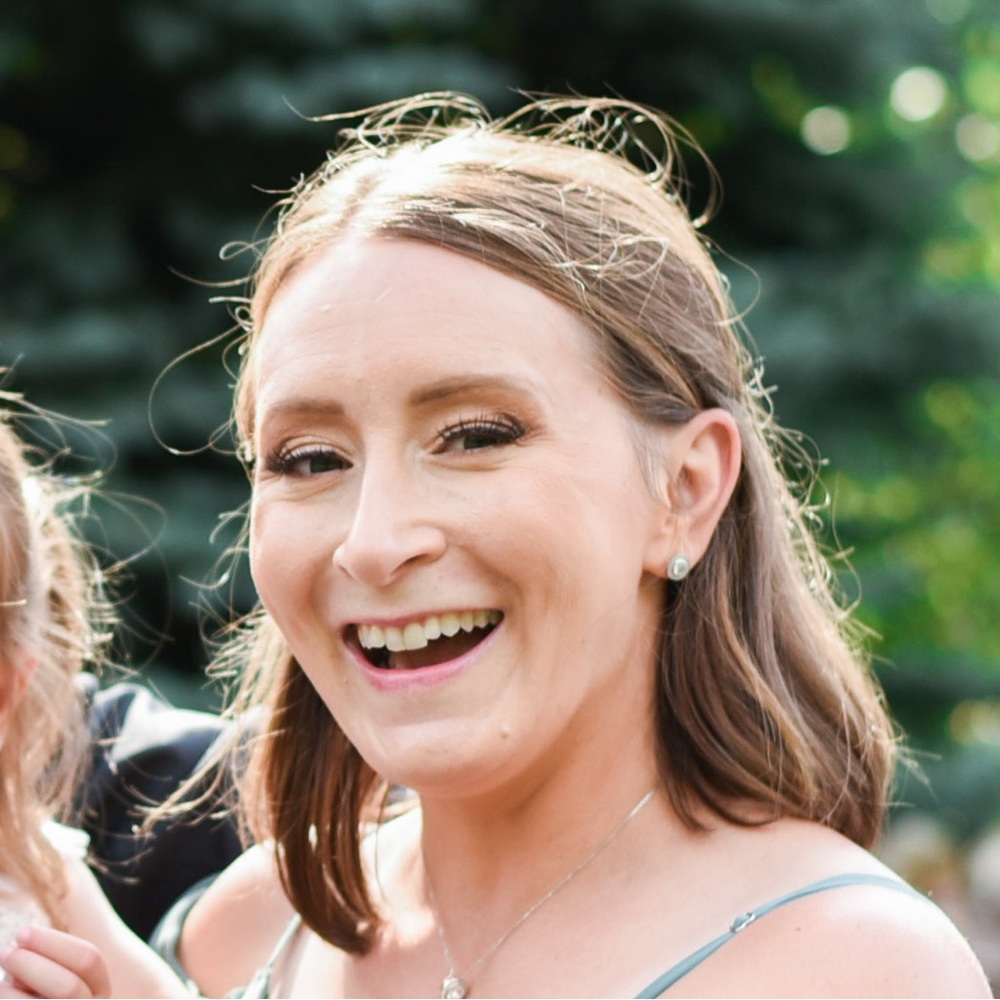 Meet your Posher, Elizabeth